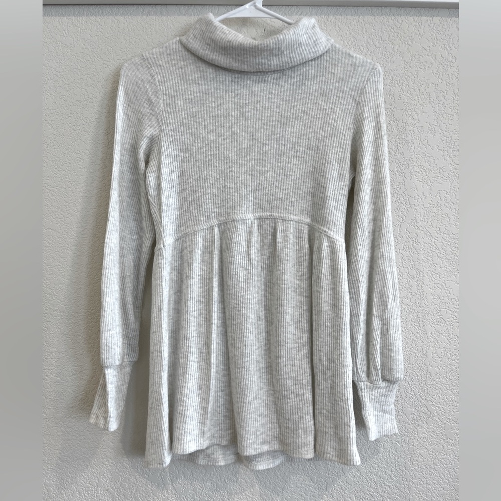 Super soft Maurice’s light weight sweater